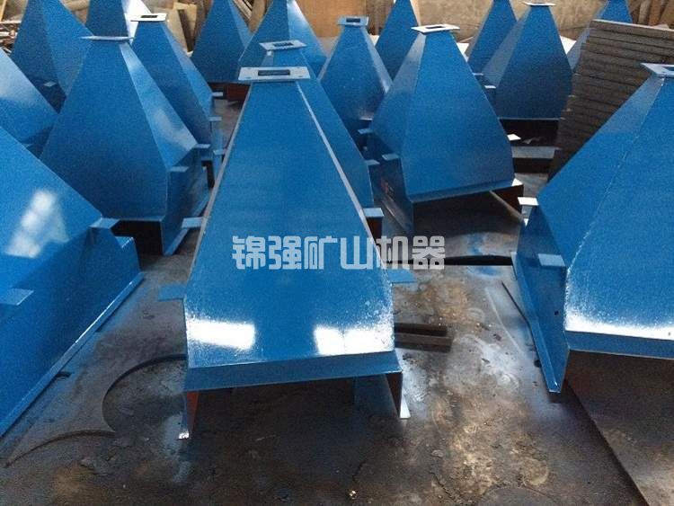 水力分級機(jī)(圖3) 水力分級機(jī)(圖3)